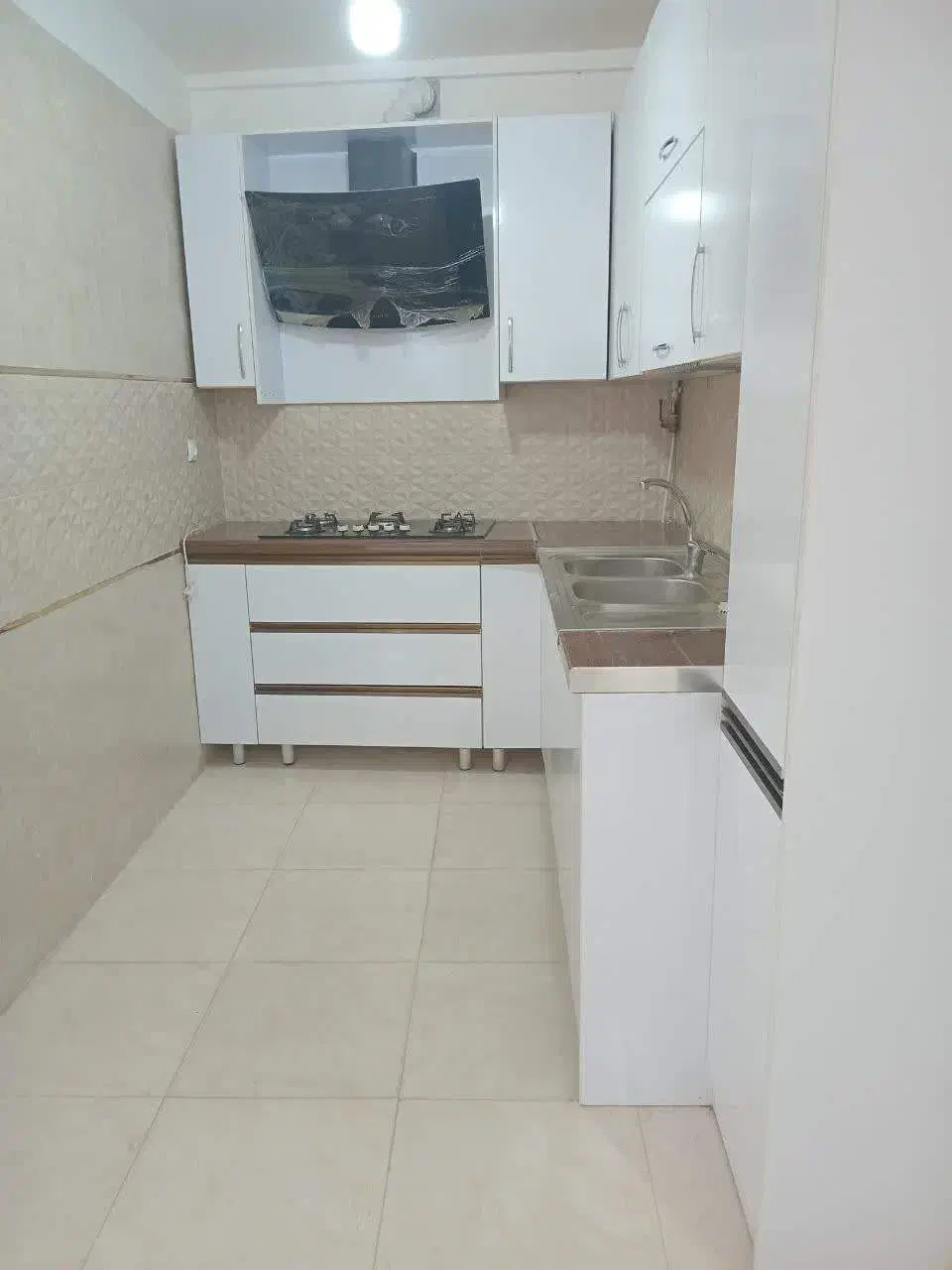 رهن منزل ویلایی 110 متر زنبیل آباد (بازسازی کامل)|اجارهٔ خانه و ویلا|قم, زنبیل آباد|دیوار