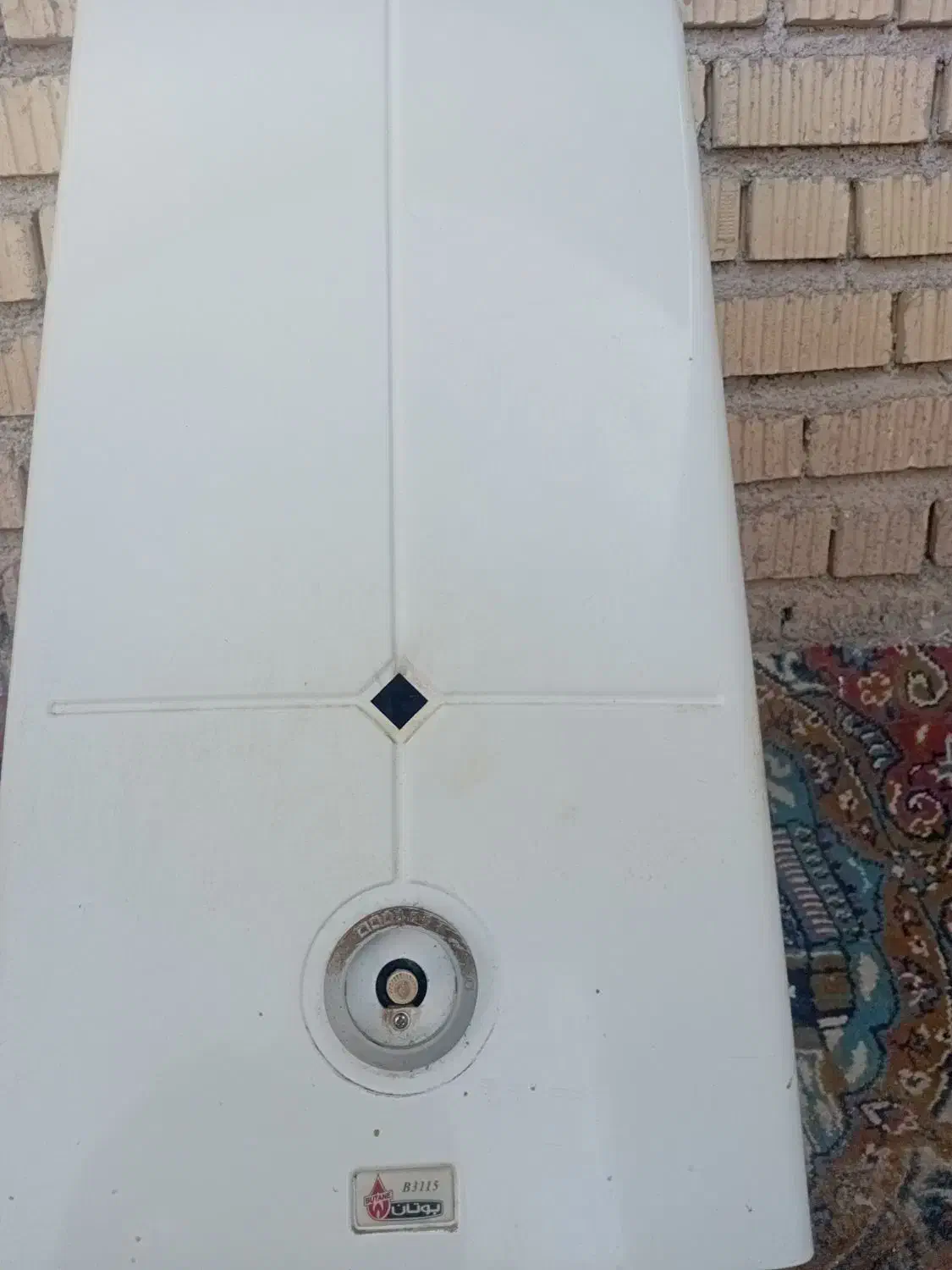 درجه یک|آبگرمکن، پکیج، شوفاژ|لیکک, |دیوار