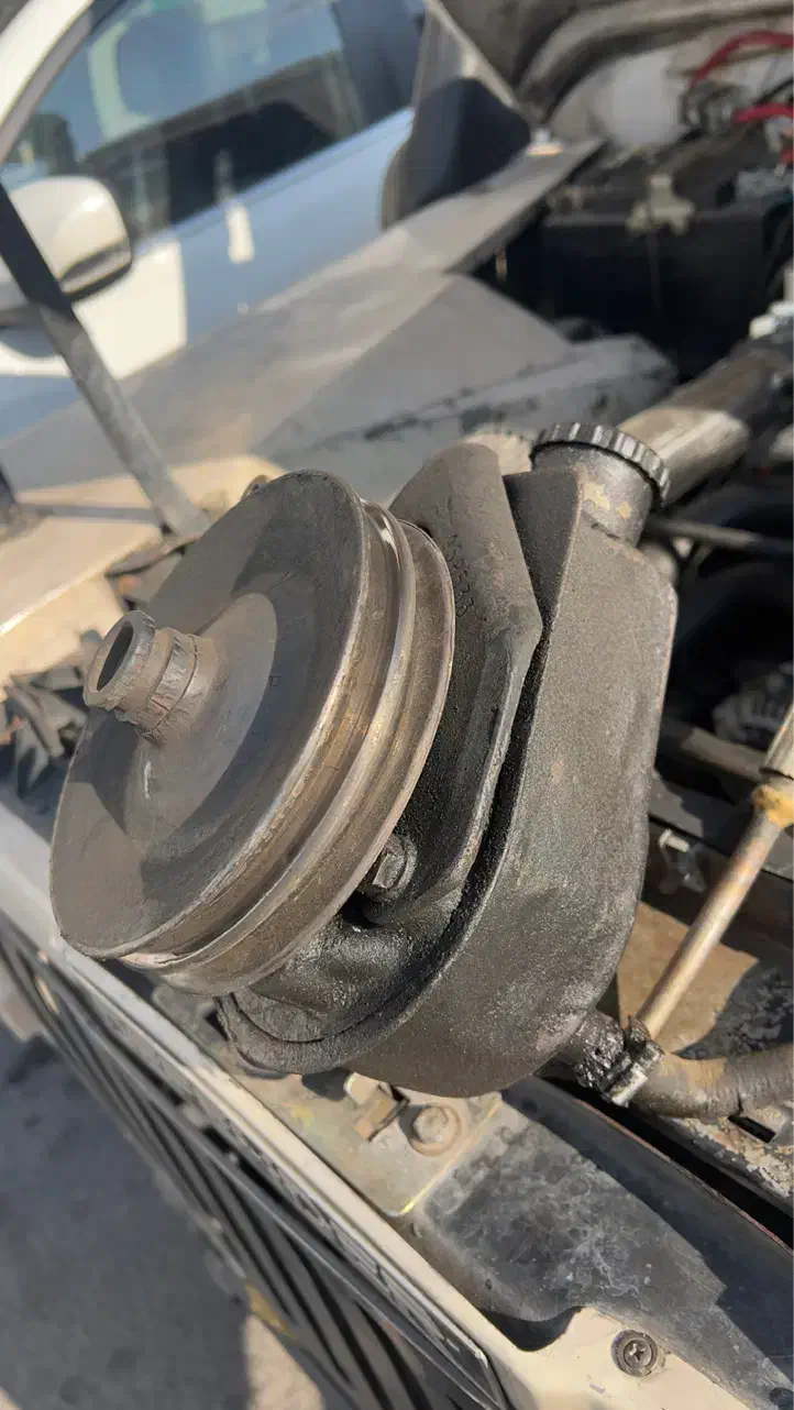 پمپ هیدرولیک آمریکایی سالم|قطعات یدکی و لوازم جانبی|تبریز, |دیوار