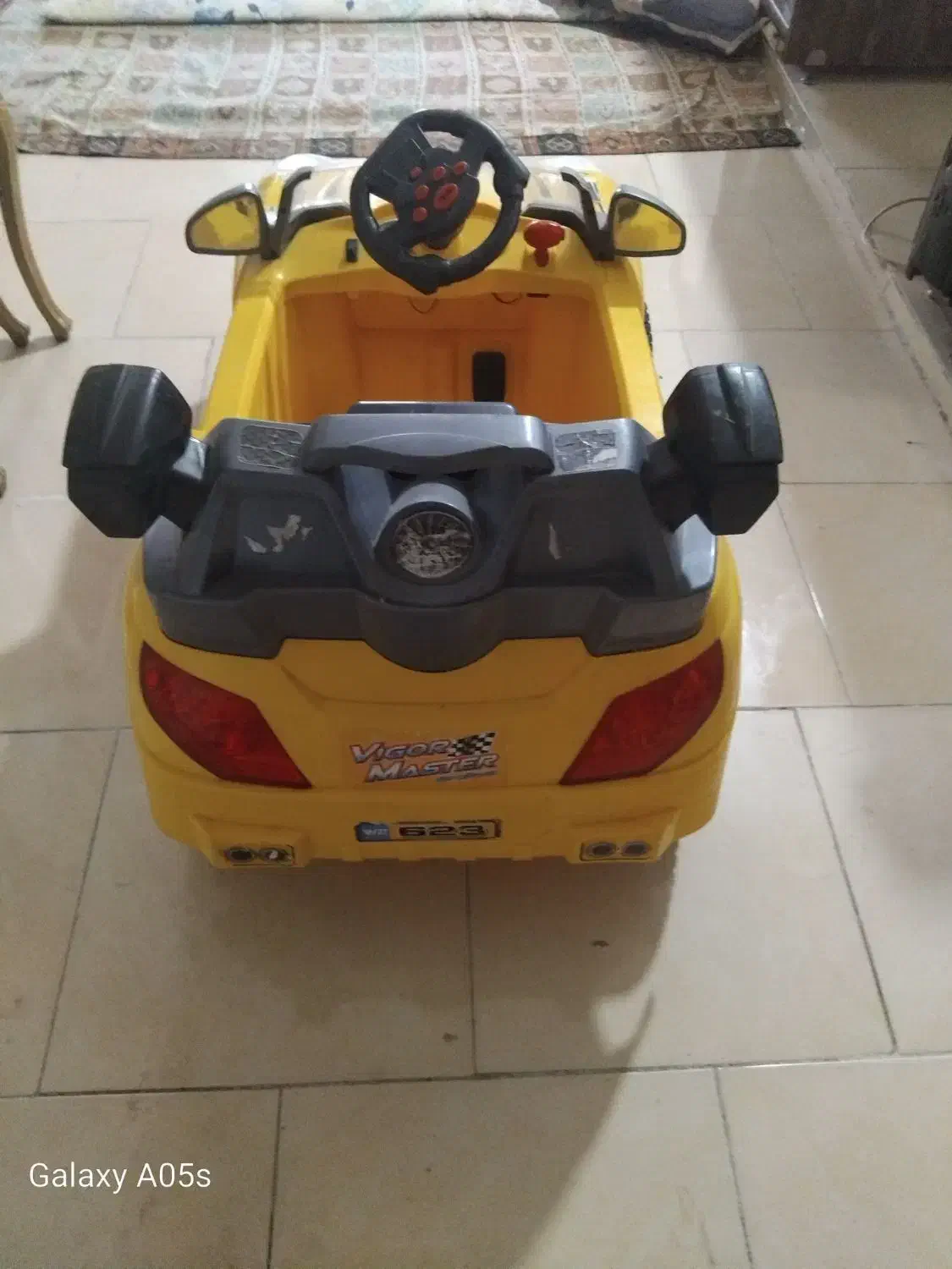 ماشین شارژی|اسباببازی بچه|گلبهار, شهر جدید گلبهار|دیوار