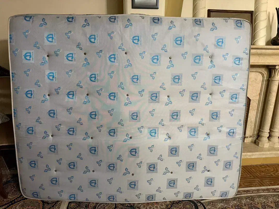 تخت فرفورژه دو نفره و تشک طبی دو نفره|تخت و سرویس خواب|کرمان, |دیوار