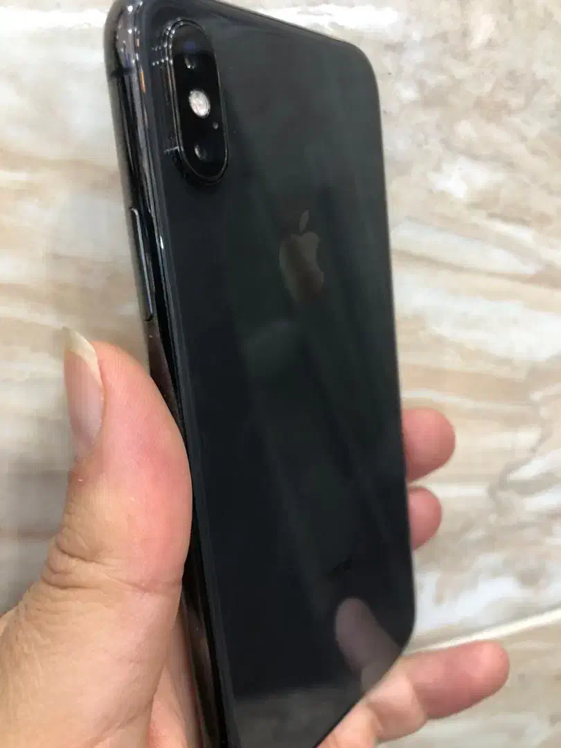 ایفون x|موبایل|هشتگرد, هشتگرد قدیم|دیوار