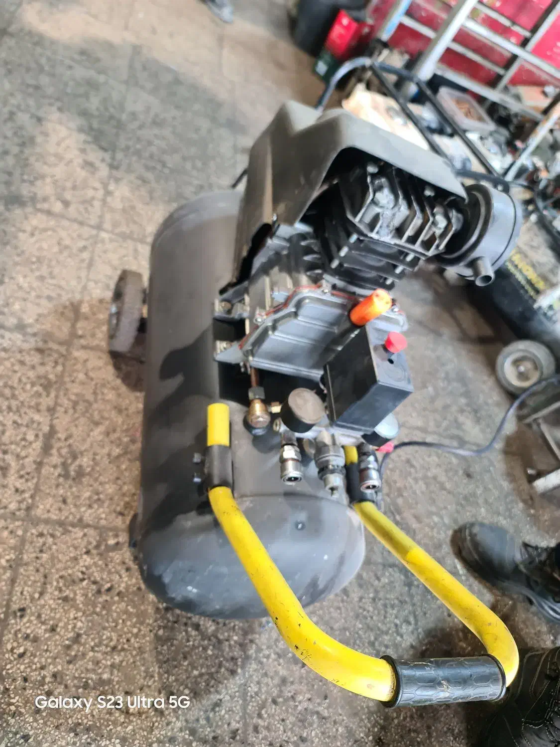 پمپ باد ۵۰ کیلویی|ماشین‌آلات صنعتی|بردسکن, |دیوار