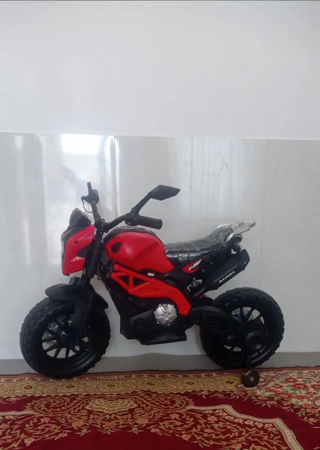 موتور شارژی تمیز و مرتب|اسباببازی بچه|مرودشت, ژیان|دیوار