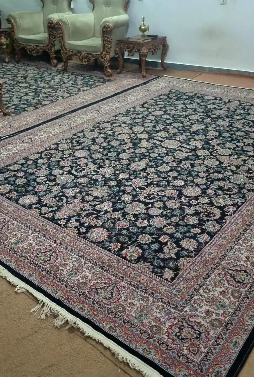 دوعدد فرش۹متری افشان ۷۰۰ شانه۲۵۵۰ تراکم ضخامت بالا|فرش|اراک, |دیوار