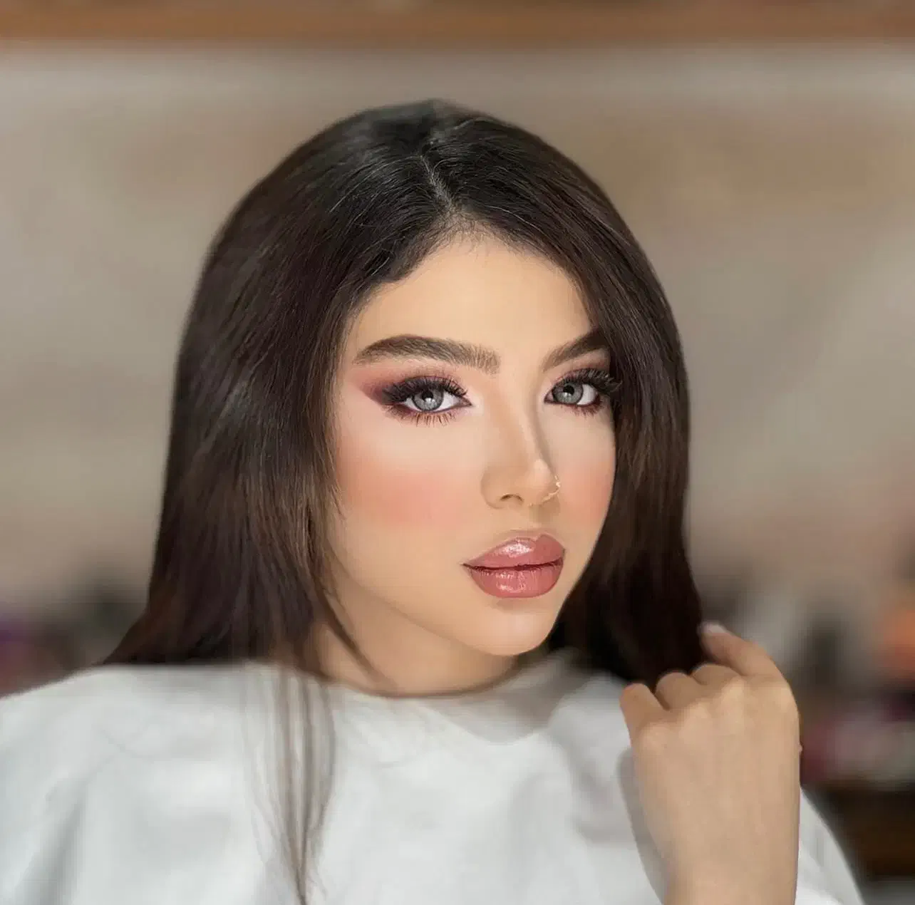 همراه عروس ویژه قیمت فقط ۱۳۰۰(vip)میکاپ وشنیون|خدمات آرایشگری و زیبایی|جیرفت, |دیوار