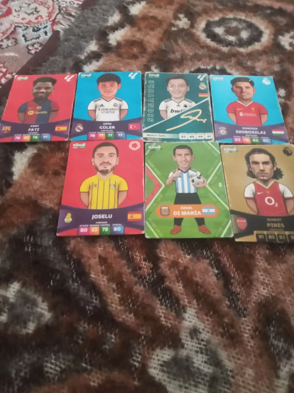 ۷ عدد کیمدی|اسباببازی|زاغه, |دیوار