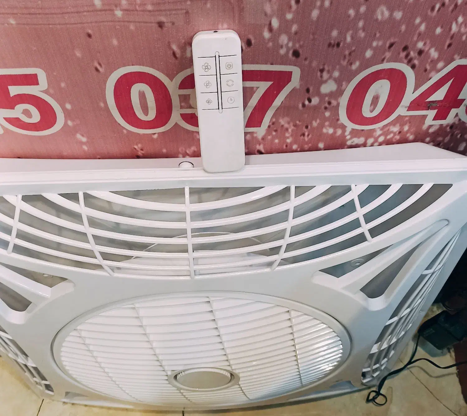 پنکه سقفی تایلی فروزش|پنکه و تصفیه‌کنندهٔ هوا|مشهد, عنصری|دیوار