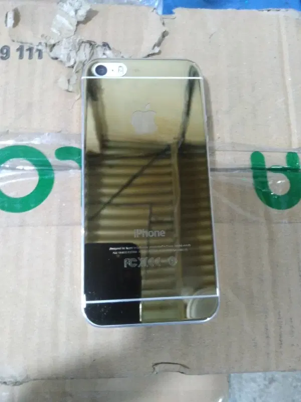 iphone se 2016|موبایل|کاشان, شاهد|دیوار