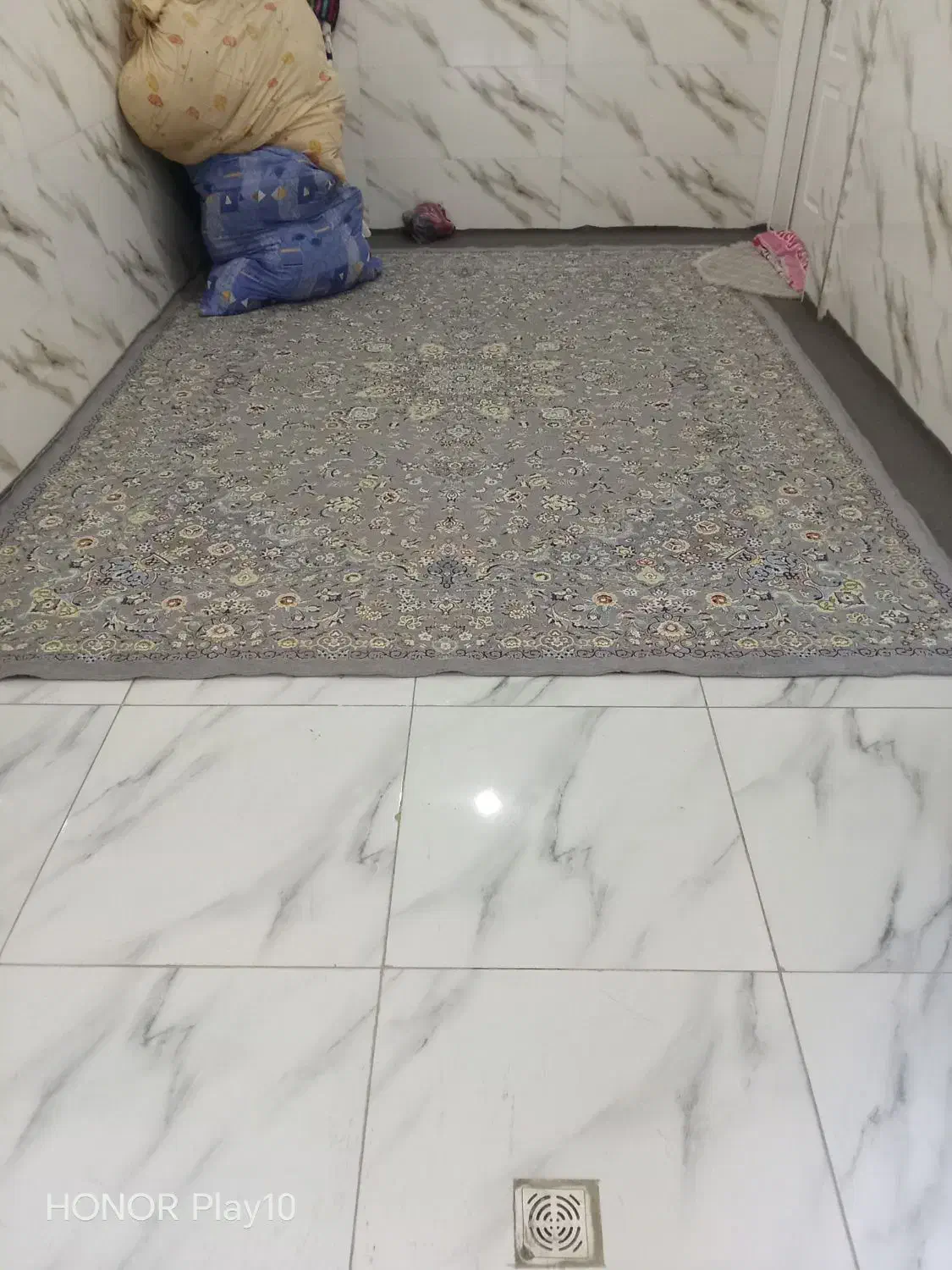 رو فرشی 9متری|روفرشی|همدان, |دیوار