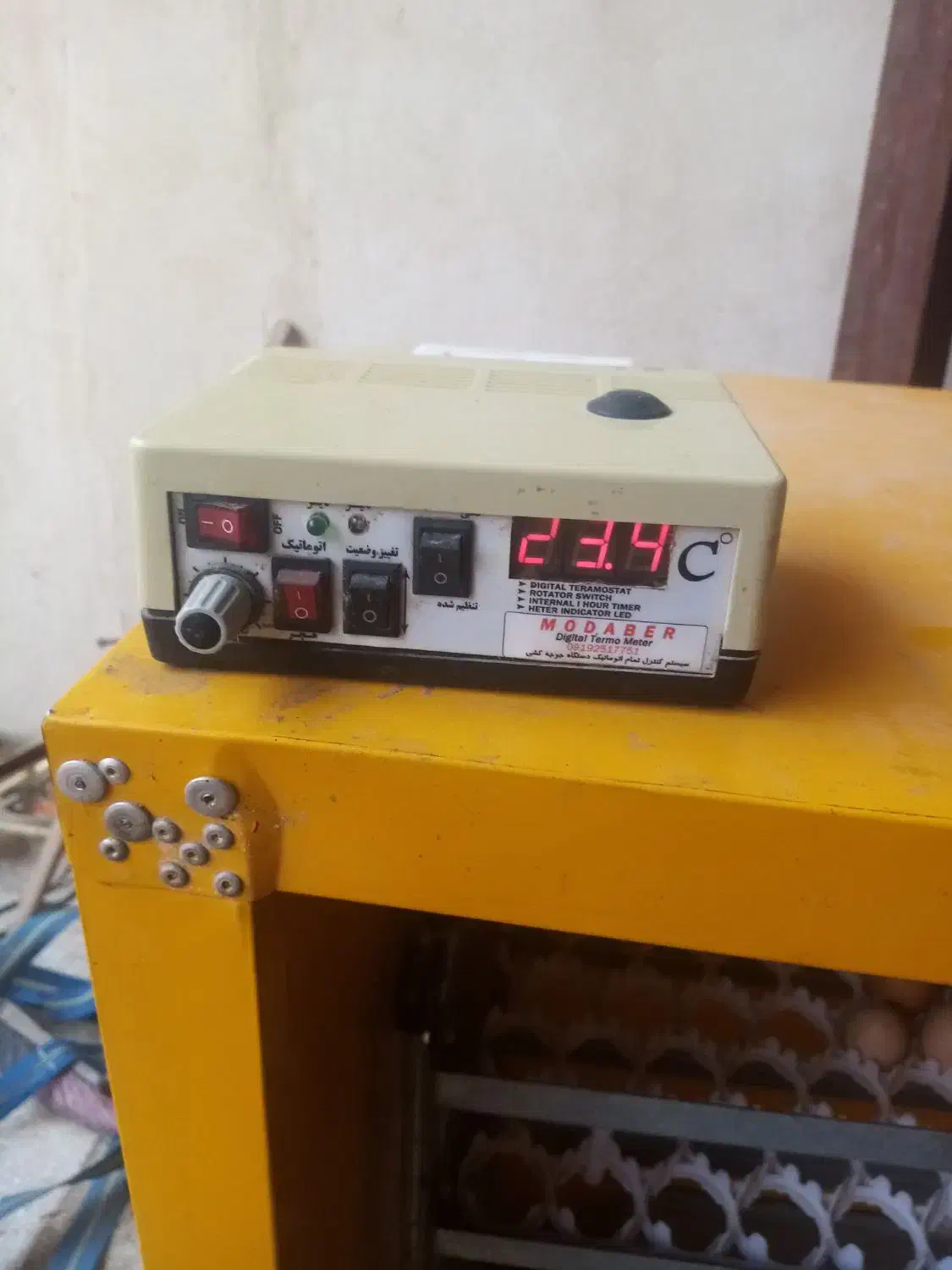 دستگاه جوجه کشی مدبر|لوازم جانبی حیوانات|قنوات, |دیوار