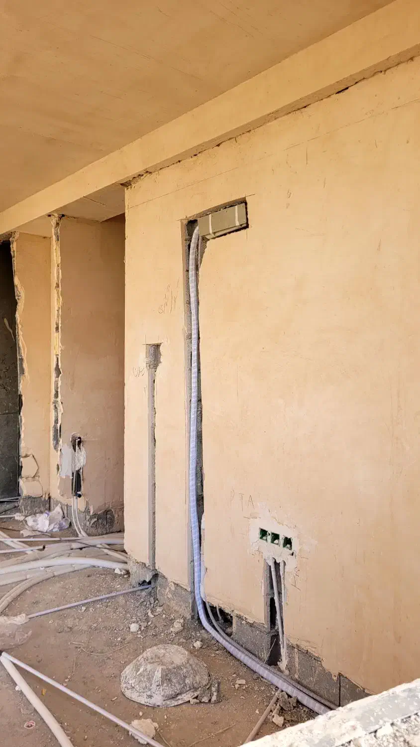 لوله گذاری کولر های گازی|کولر گازی و فن‌کوئل|ارومیه, |دیوار