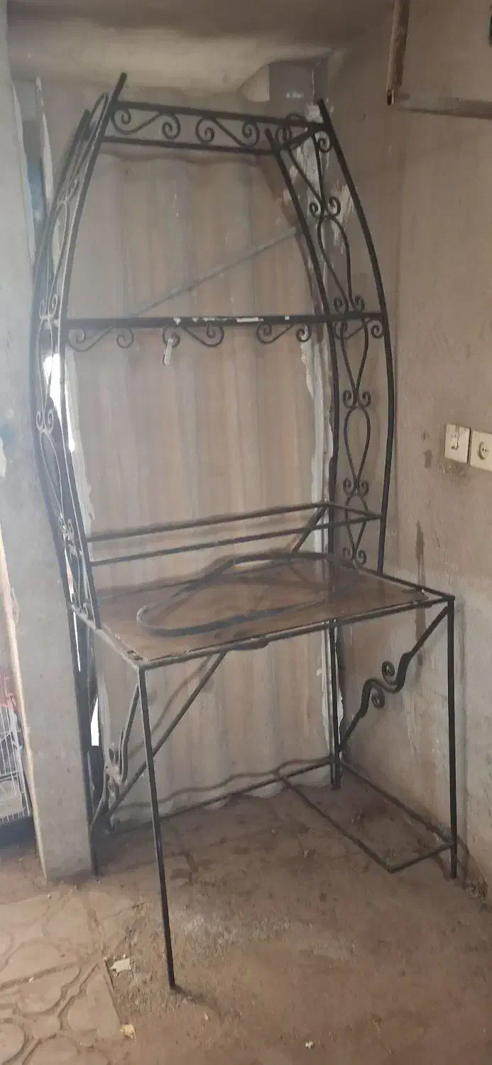 ۳ عدد ویترین فرفوژه|بوفه، ویترین، کنسول|کرمان, |دیوار