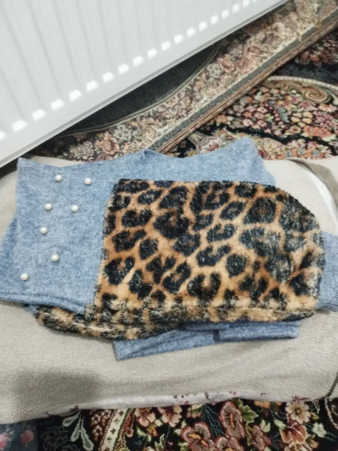 لباس|لباس|همدان, |دیوار