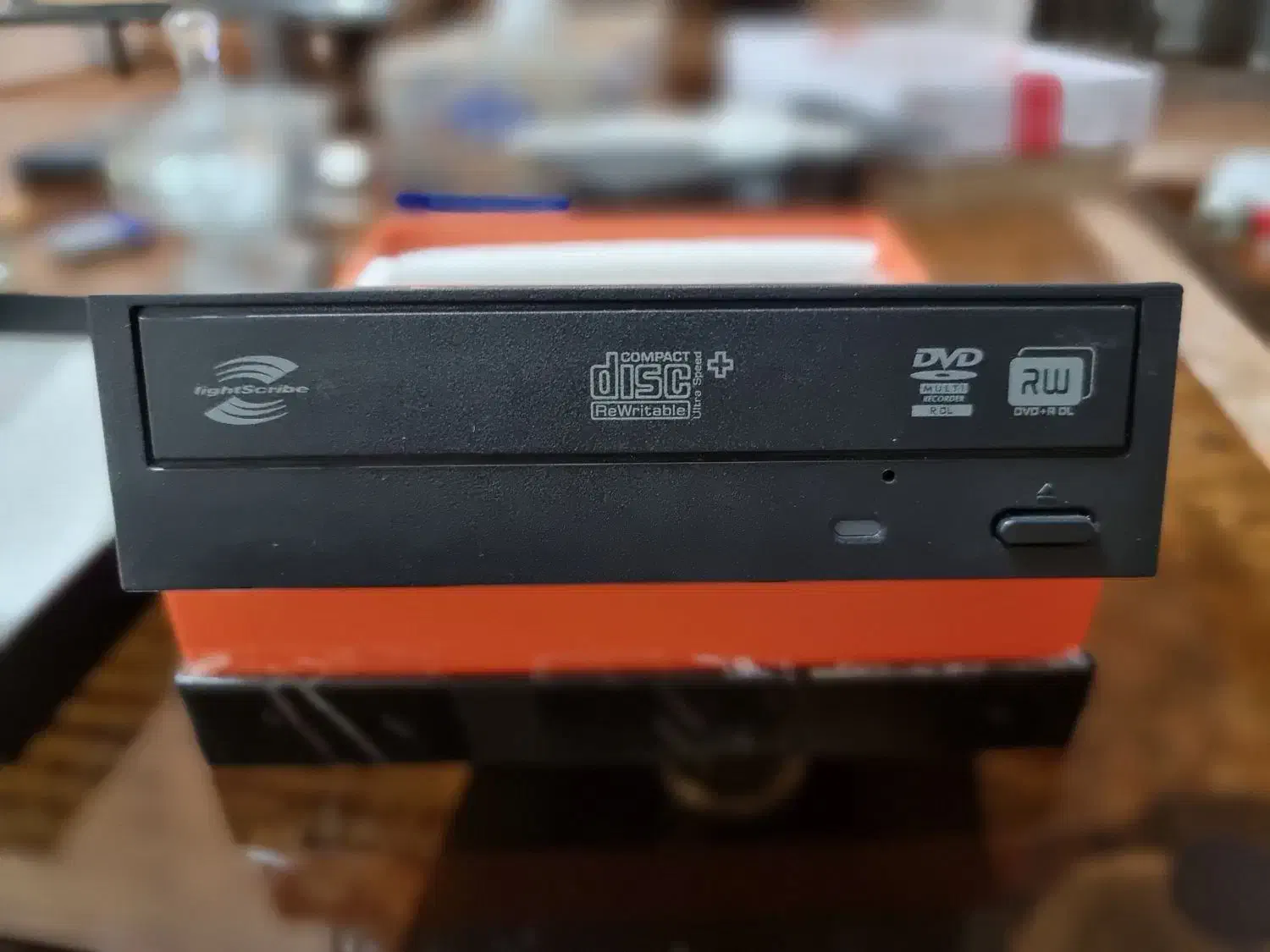 رایتر +DVD مارک hp سفارش آمریکا|قطعات و لوازم جانبی رایانه|آستارا, |دیوار