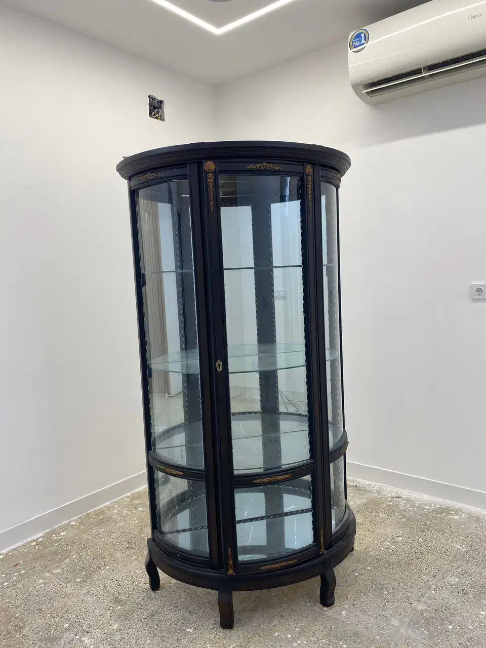 بوفه شیک لوکس در حد نو|بوفه، ویترین، کنسول|بهبهان, |دیوار