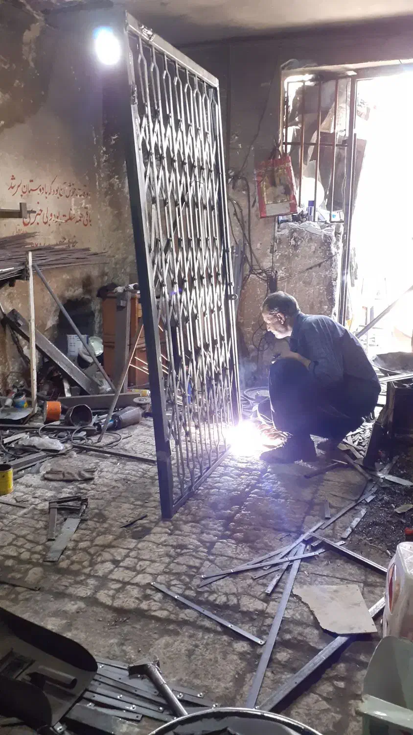 حفاظ تخصص ماست درب اکاردونی بدون دخالت کارماشینی.|مصالح و تجهیزات ساختمان|فردیس, قریشی|دیوار