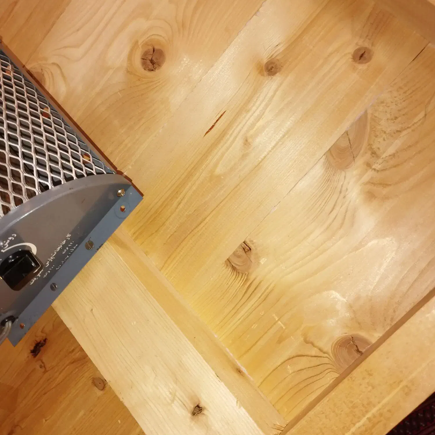 میز کُرسی کاملا نو|بخاری، هیتر، شومینه|مشهد, شهید فرامرز عباسی|دیوار