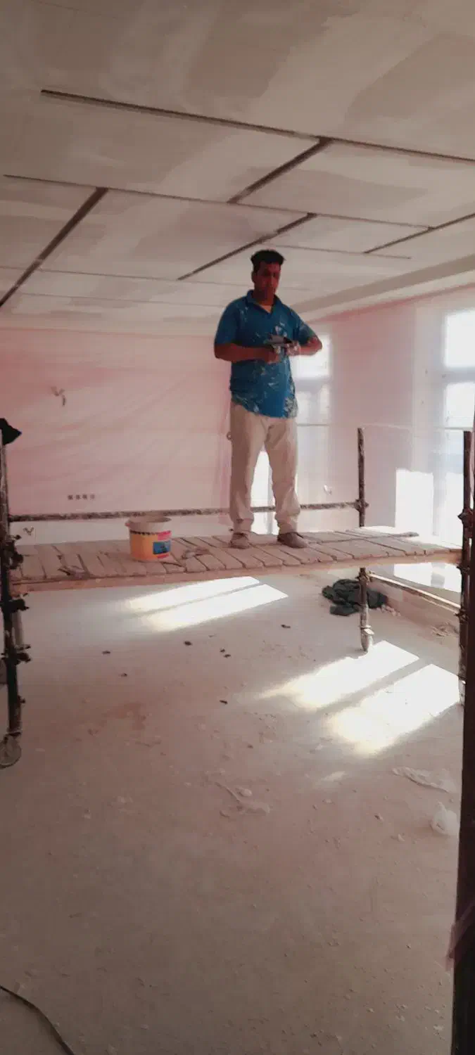 رنگ امیزی و نقاشی ساختمانی|خدمات پیشه و مهارت|جهرم, |دیوار