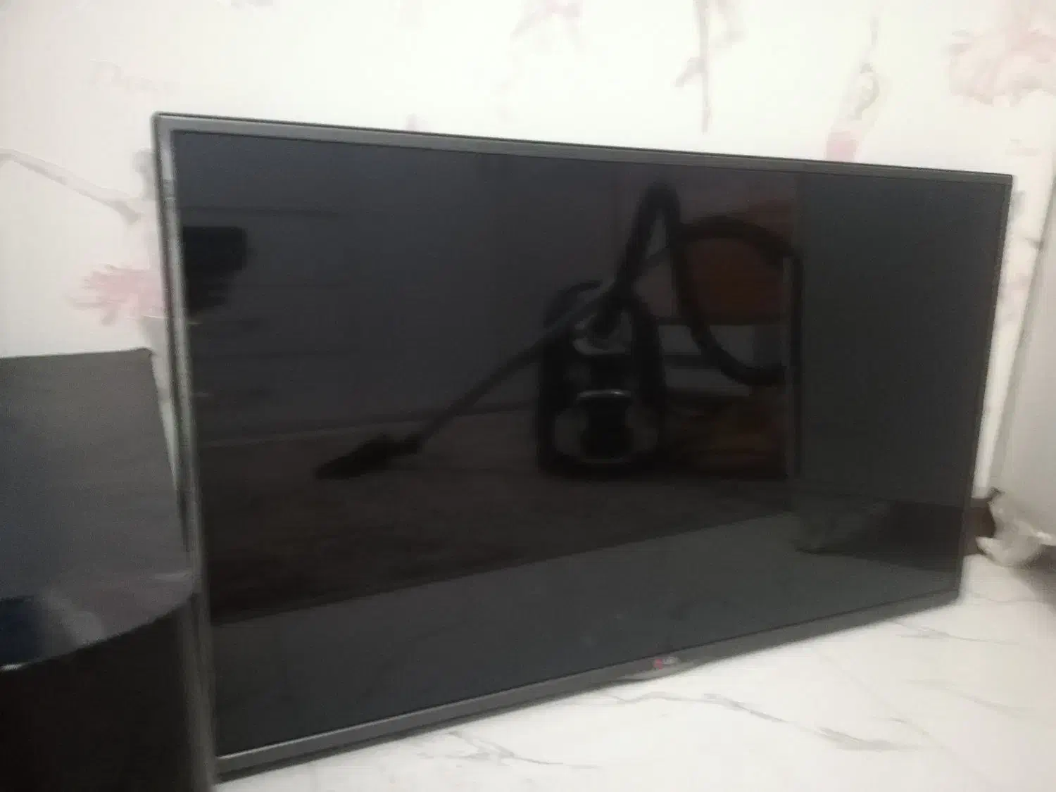 تلوزیون|تلویزیون و پروژکتور|همدان, |دیوار