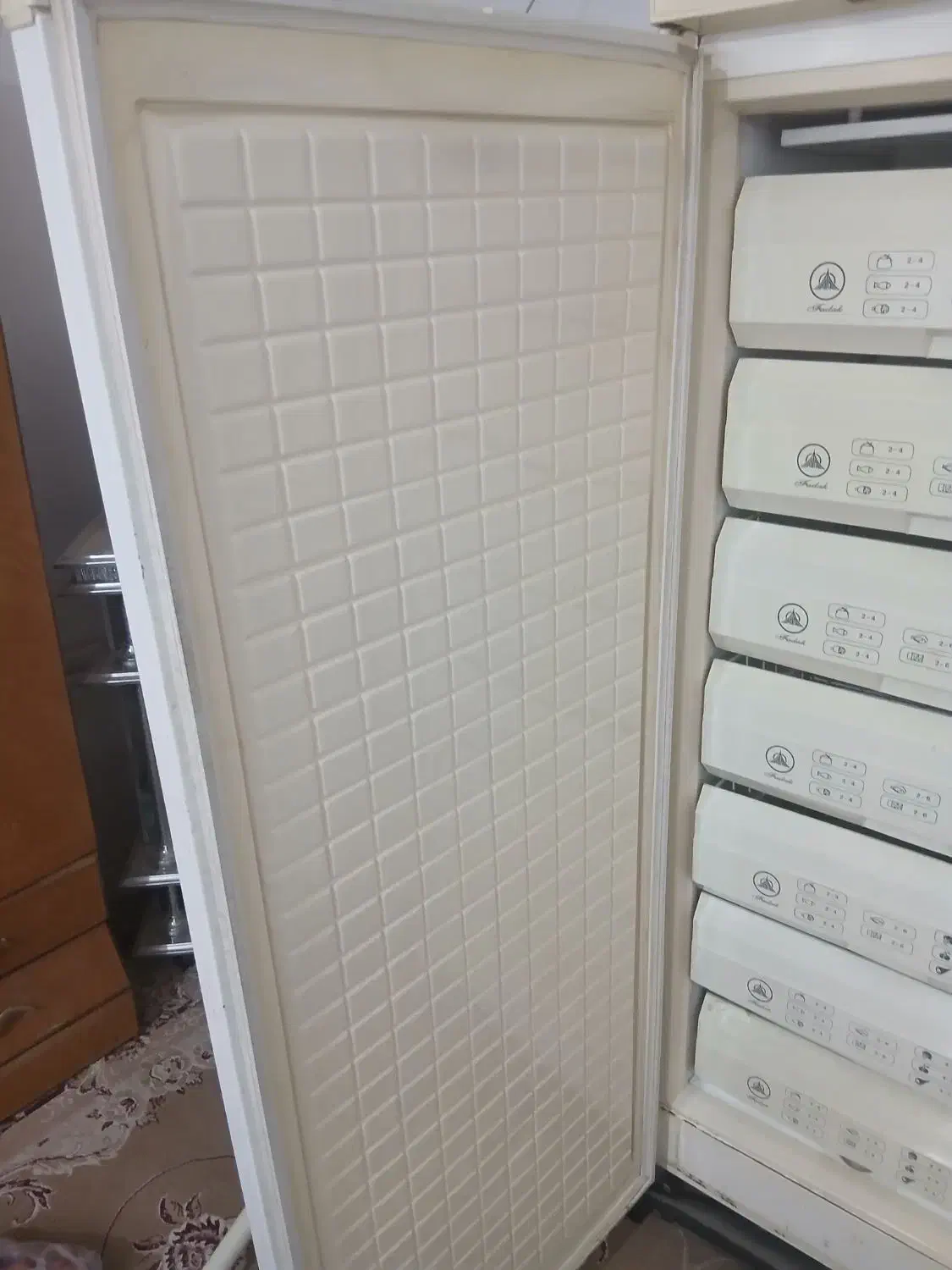 یخچال تمام فریزر فدک|یخچال و فریزر|برخوار, |دیوار