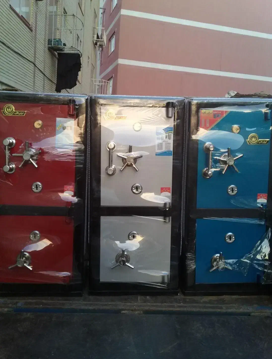 فروش صندوق به صورت نقد وچکی|ابزارآلات|خوی, |دیوار