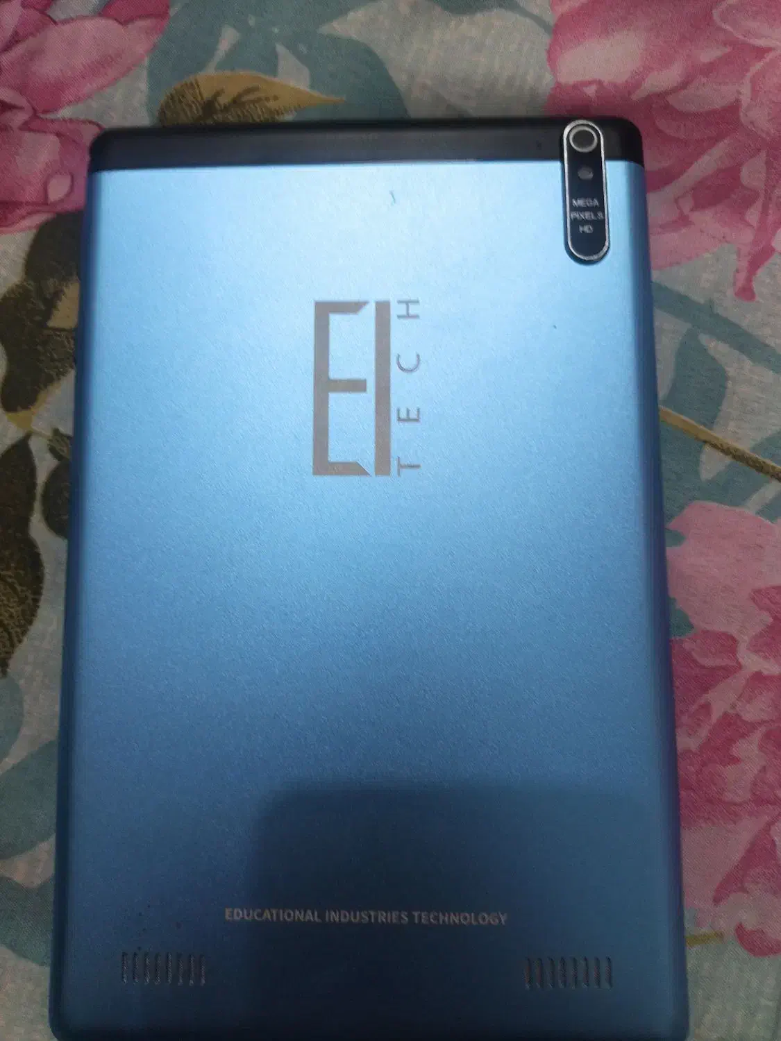 تبلت|تبلت|نیشابور, جمهوری|دیوار