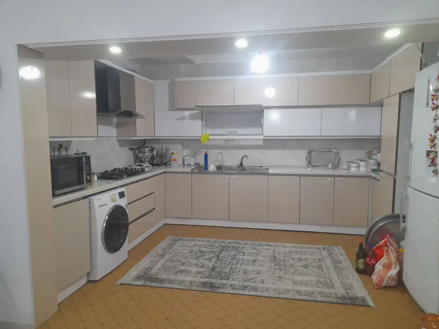 ۱۲۰ متری ۲ خواب/ امیرکبیر /بسیار تمیز|اجارهٔ آپارتمان|ساوه, |دیوار