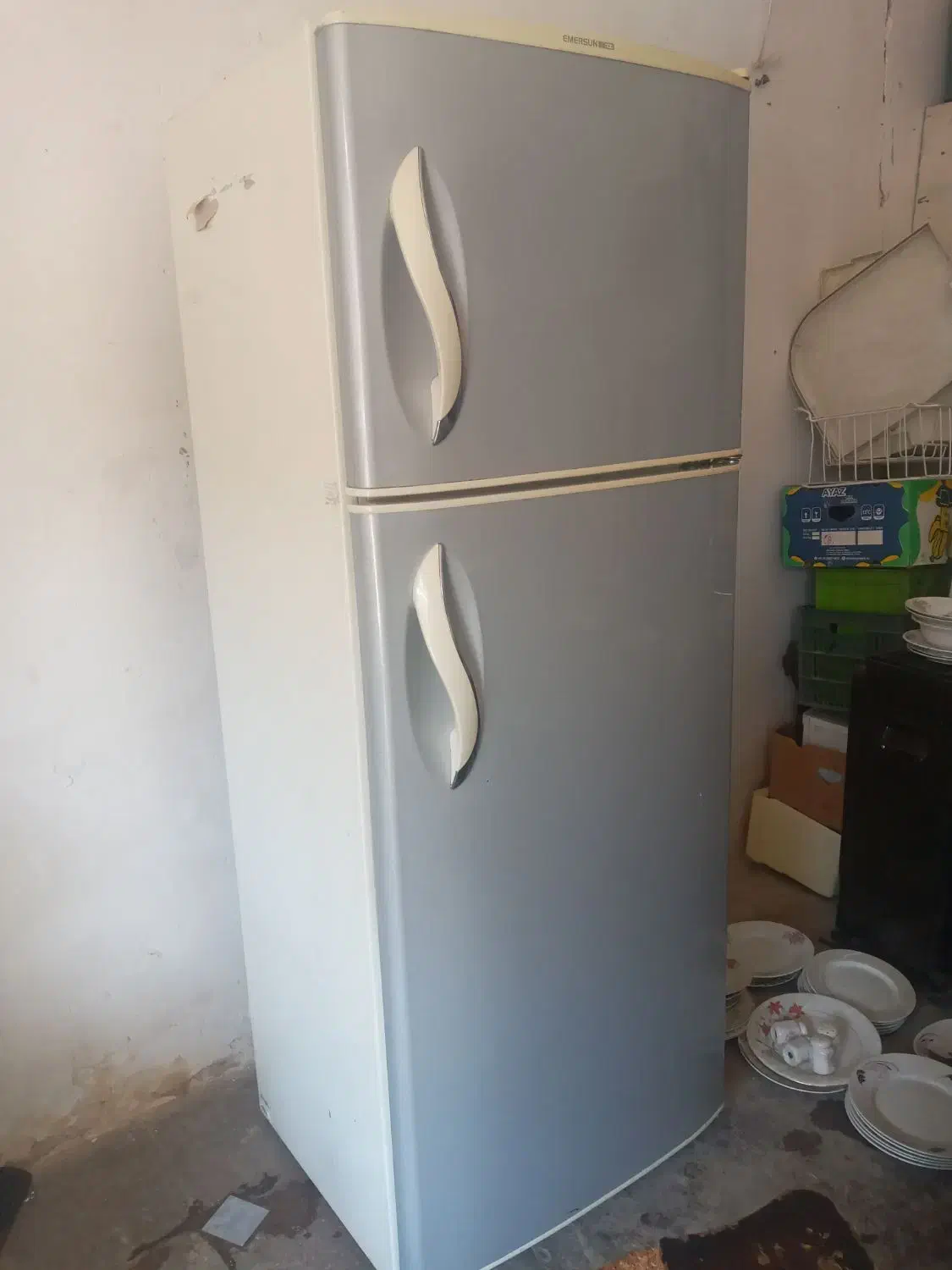 یخچال فریزر|یخچال و فریزر|بروجرد, |دیوار