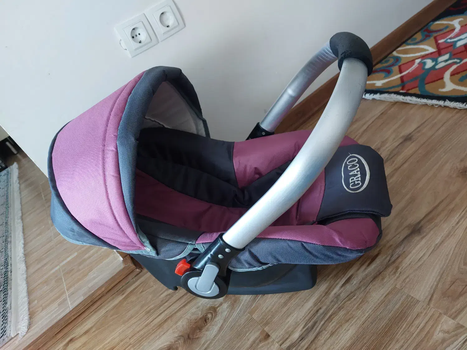 کریر|کالسکه و لوازم جانبی|خلخال, |دیوار