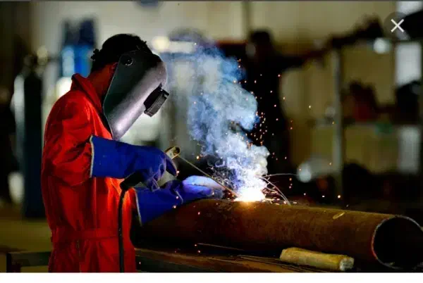 خدمات جوشکاری نصب تاسیسات..|خدمات پیشه و مهارت|کیش, |دیوار