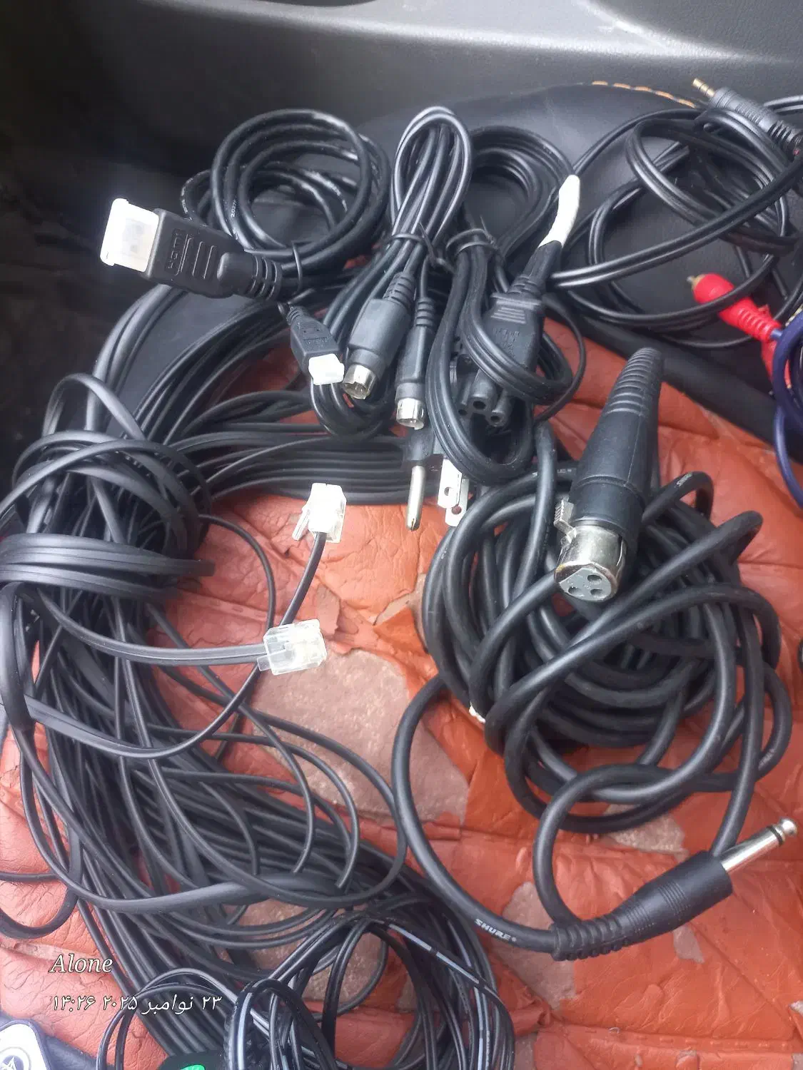 تعدادی لوازم جانبی کابل، شارژر، ریموت|قطعات و لوازم جانبی رایانه|دزفول, |دیوار