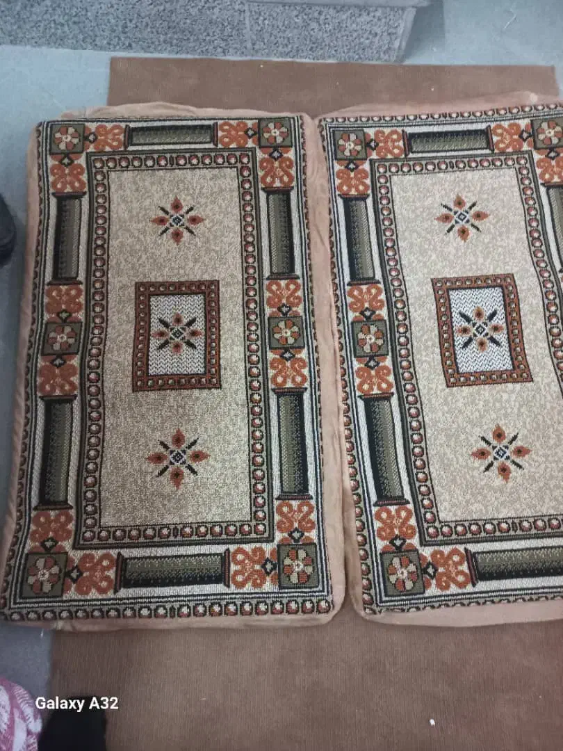 پشتی طرح گلیم وبقیه|پشتی|ابهر, |دیوار