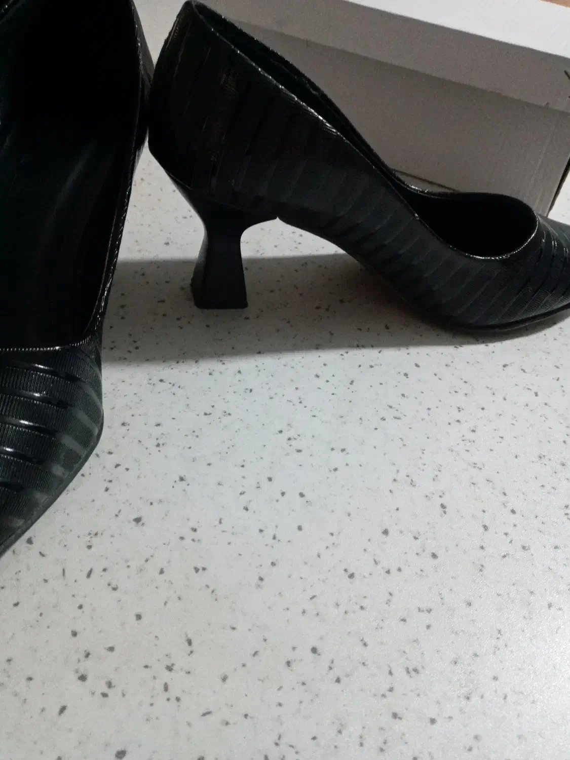 کفش مجلسی زنانه ۵۸۰تومن|کیف، کفش، کمربند|تالش, هشتپر|دیوار