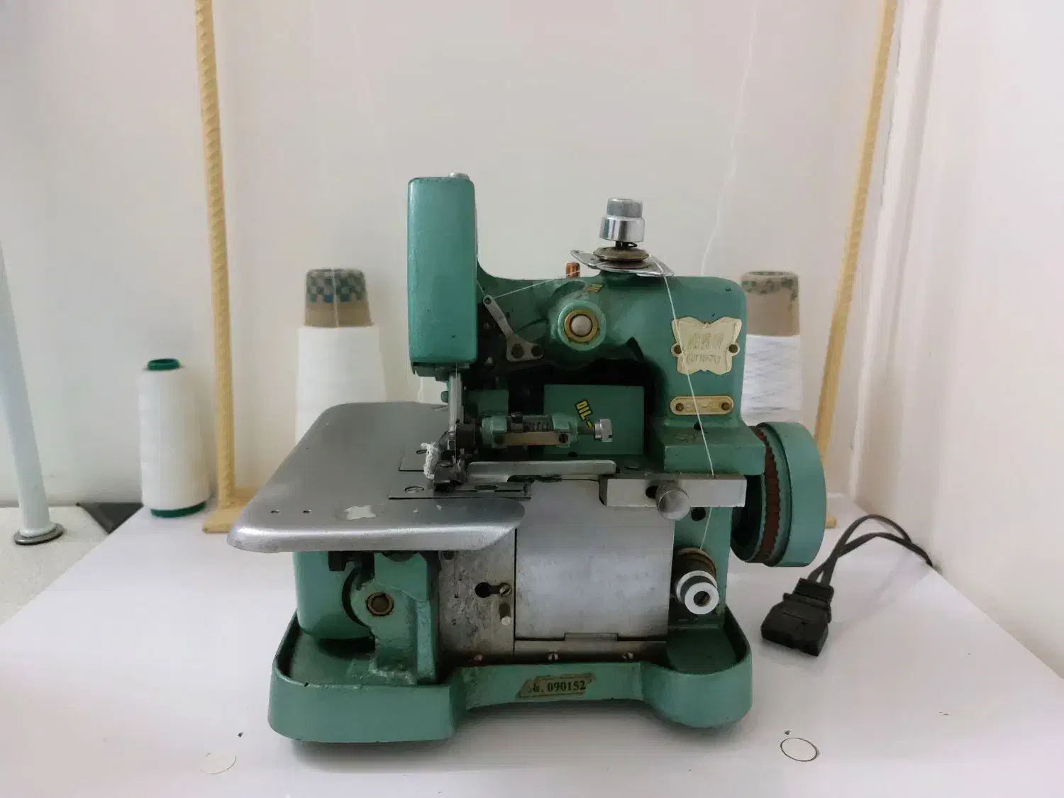 چرخ سردوز پروانه|چرخ خیاطی و ریسندگی|مشهد, دانشجو|دیوار