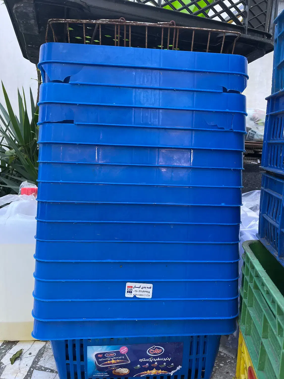 سبدچرخ دار فن و هواکش صنعتی|پنکه و تصفیه‌کنندهٔ هوا|فریدون‌کنار, |دیوار