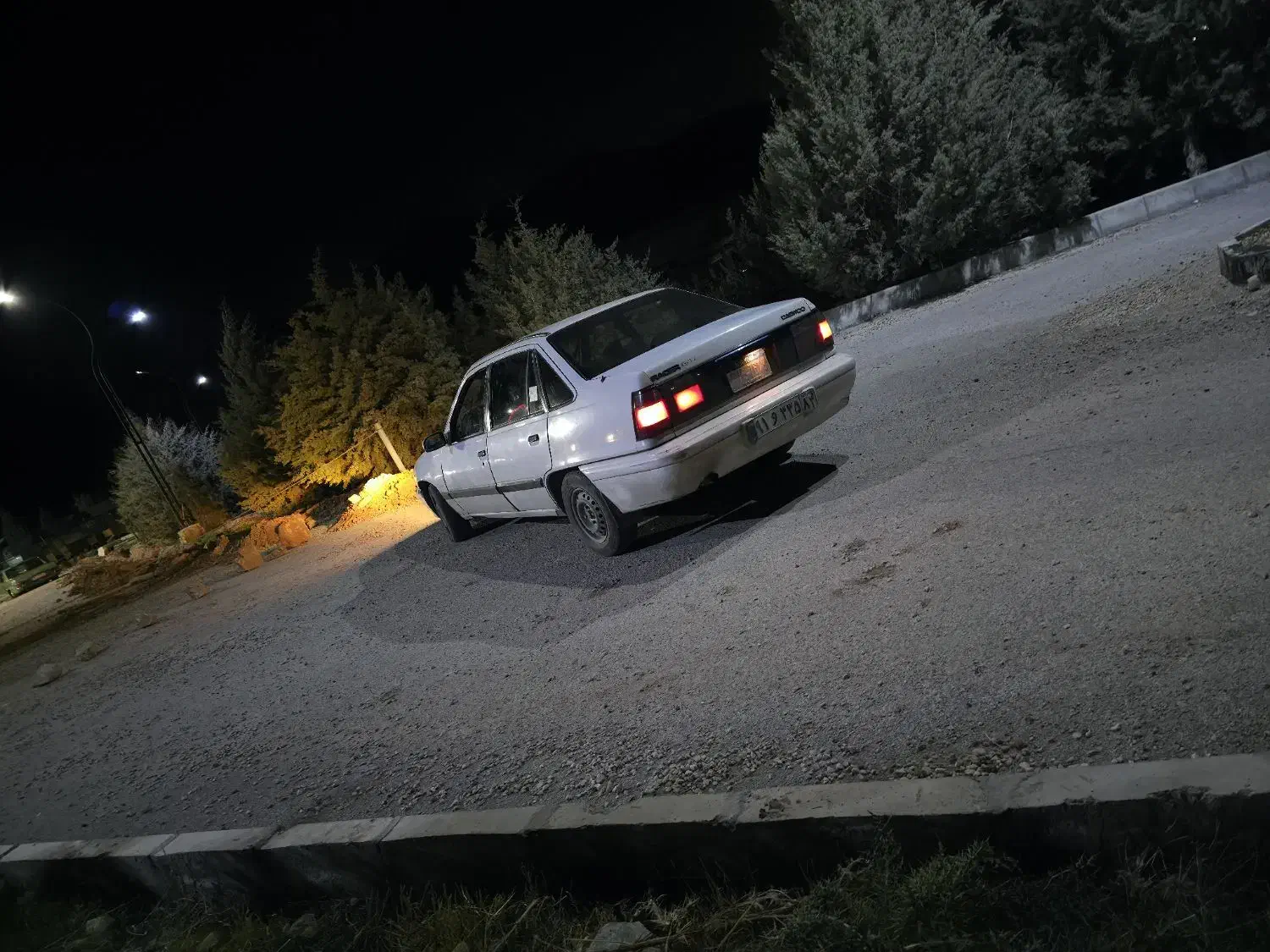 دوو ریسر|خودرو سواری و وانت|شیراز, مبعث|دیوار