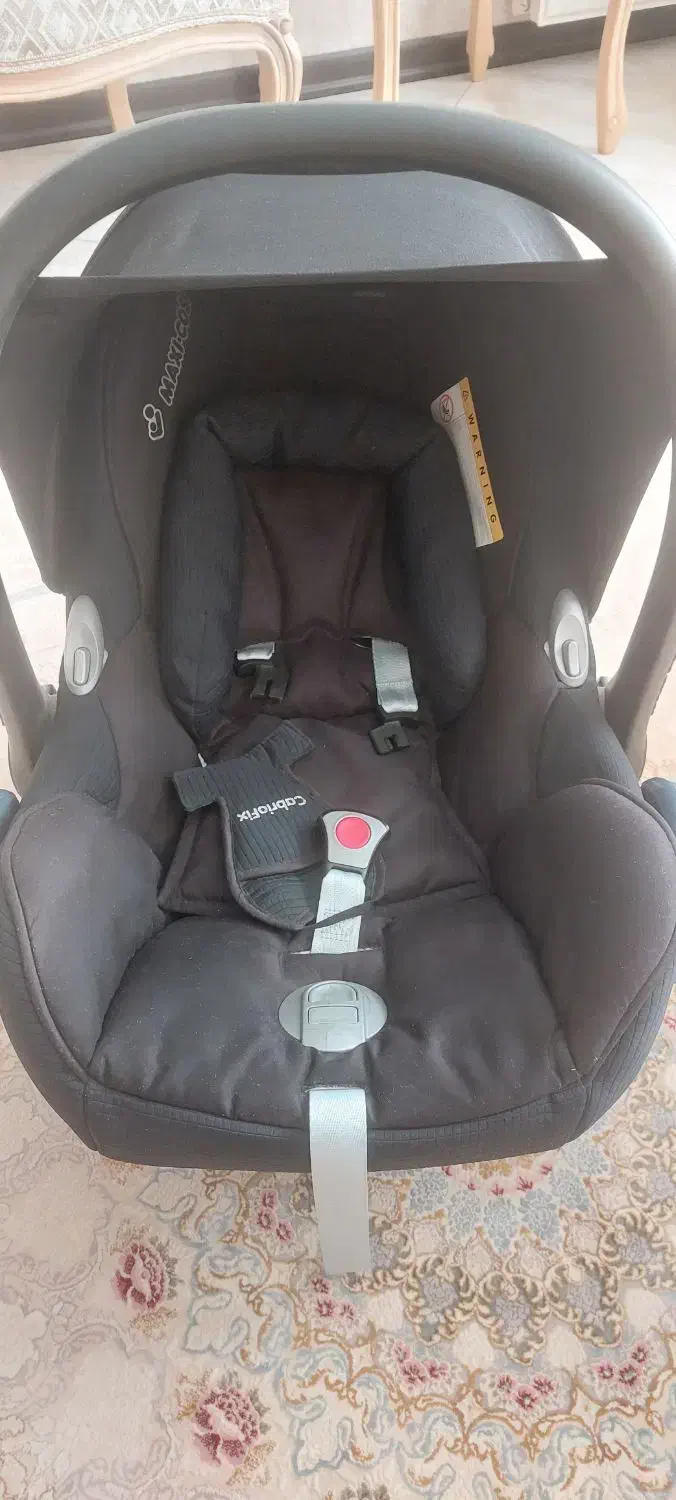 کریر مکسی کوزی و صندلی ماشین|کالسکه و لوازم جانبی|مشهد, هفت تیر (آب و برق)|دیوار