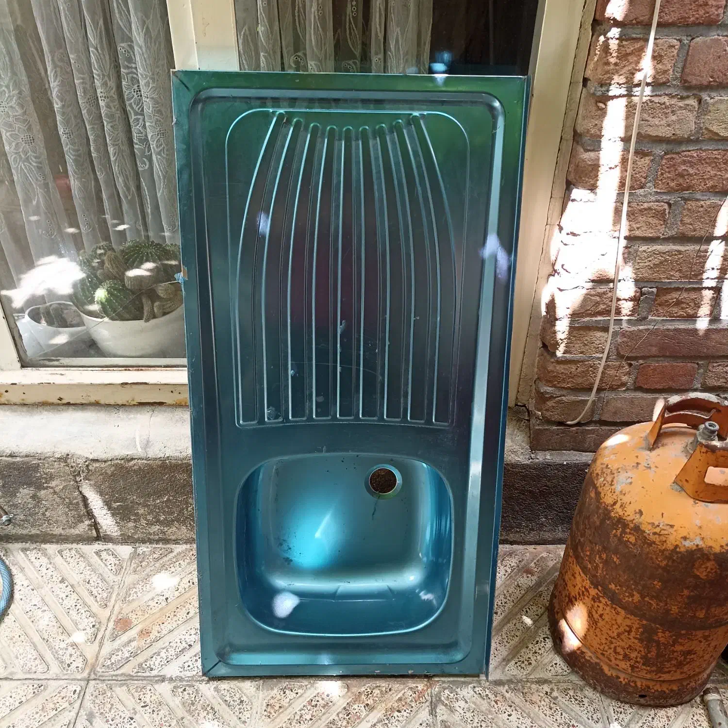 ظرفشویی نو|آبچکان و نظمدهنده ظروف|تبریز, |دیوار