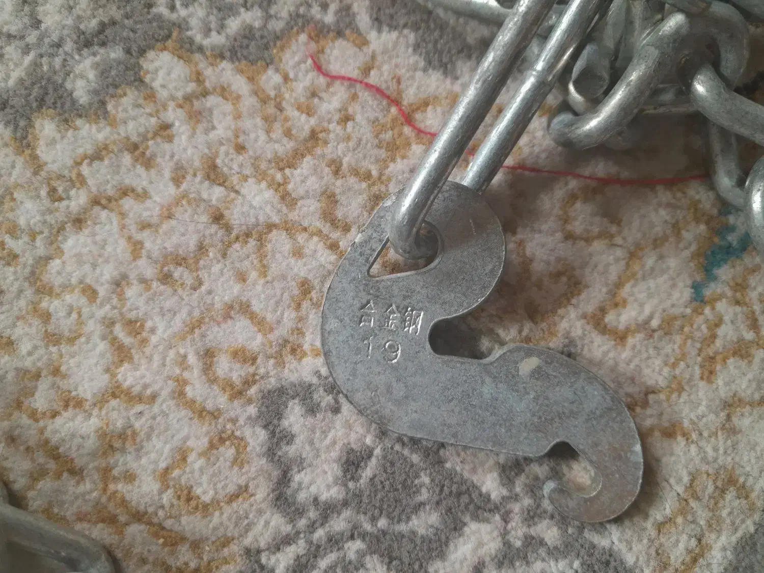 زنجیر چرخ نیسان وانت|قطعات یدکی و لوازم جانبی|شیراز, شهرک قمشه|دیوار