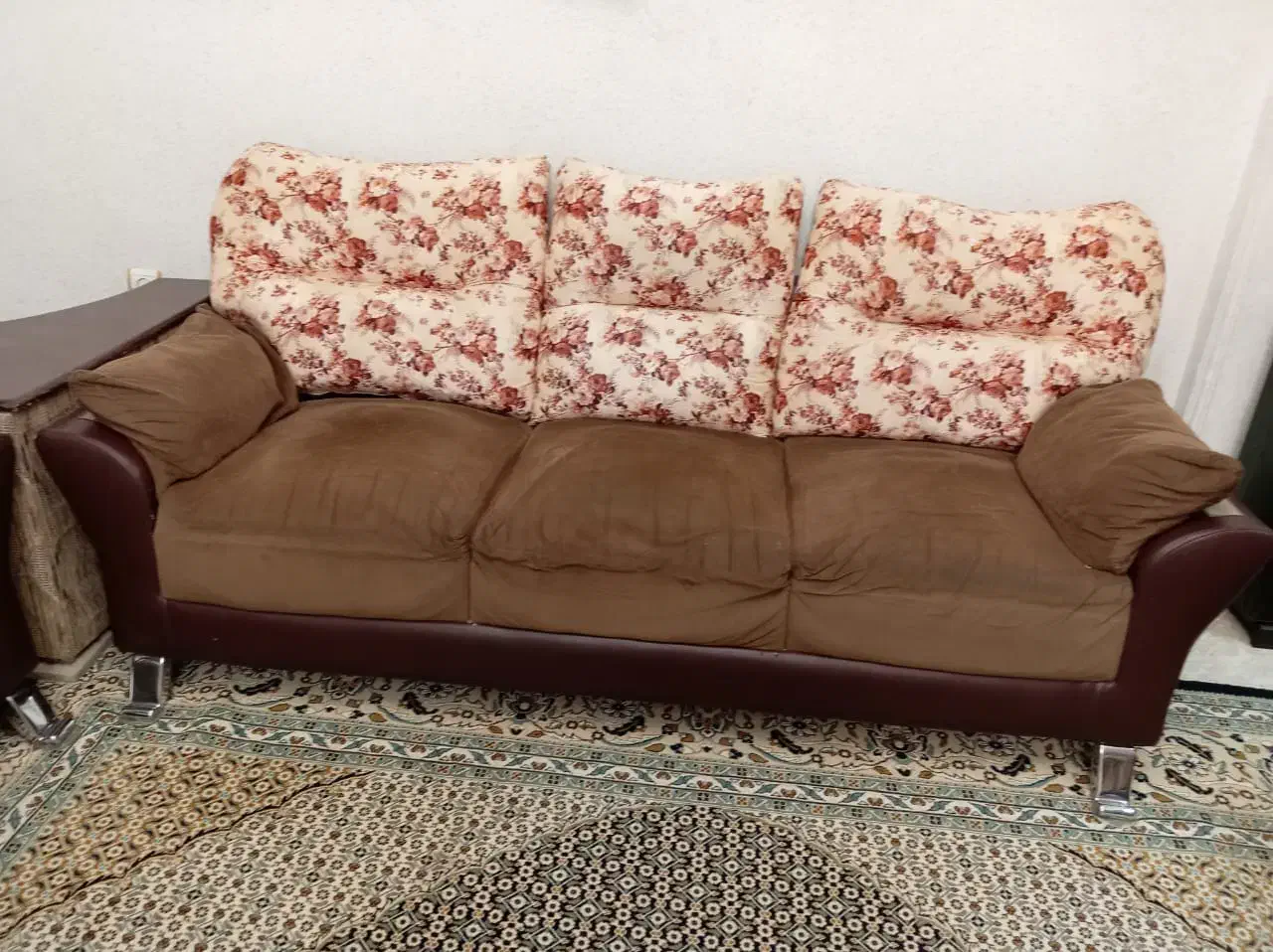 مبل ۷نفره|مبلمان خانگی و میز عسلی|کرج, بنیاد|دیوار