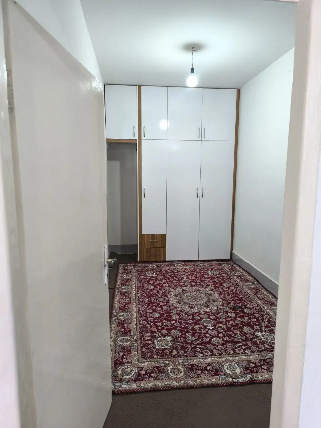 سوئیت دربست باپارکینگ|اجارهٔ کوتاه‌مدت آپارتمان و سوئیت|مشهد, نظام دوست|دیوار
