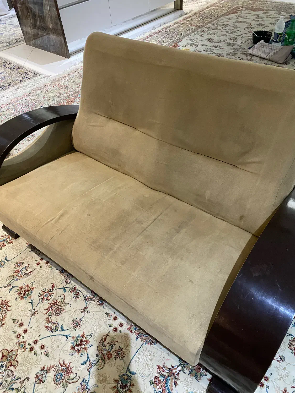 ست مبل چوبی کرم رنگ ۷ نفره|مبلمان خانگی و میز عسلی|رباطکریم, رباطکریم|دیوار