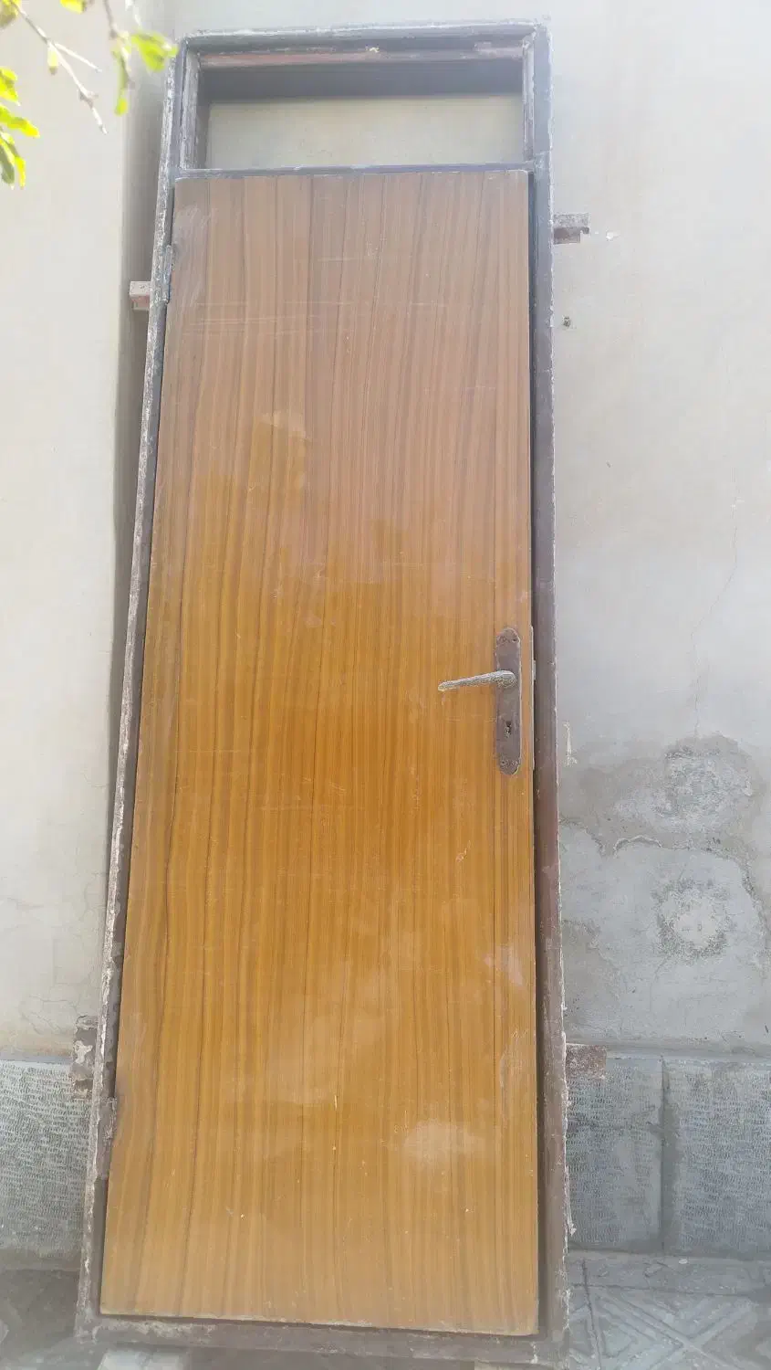 درب با چهار چوب آهنی|مصالح و تجهیزات ساختمان|فردوس (خراسان), |دیوار