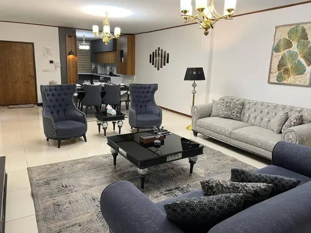 دو‌خوابه ۱۳۰ متری فوق‌تمیز در ساختمان تک‌واحدی|اجارهٔ کوتاه‌مدت آپارتمان و سوئیت|تهران, آسمان|دیوار