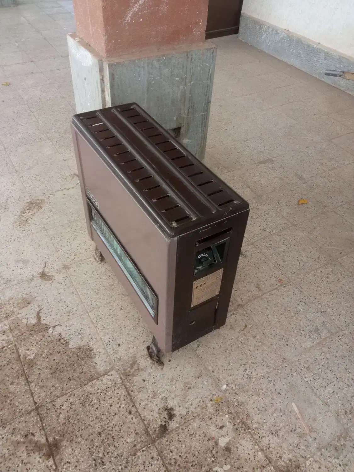 بخاری و گاز کتشوله|بخاری، هیتر، شومینه|گلبهار, شهر جدید گلبهار|دیوار