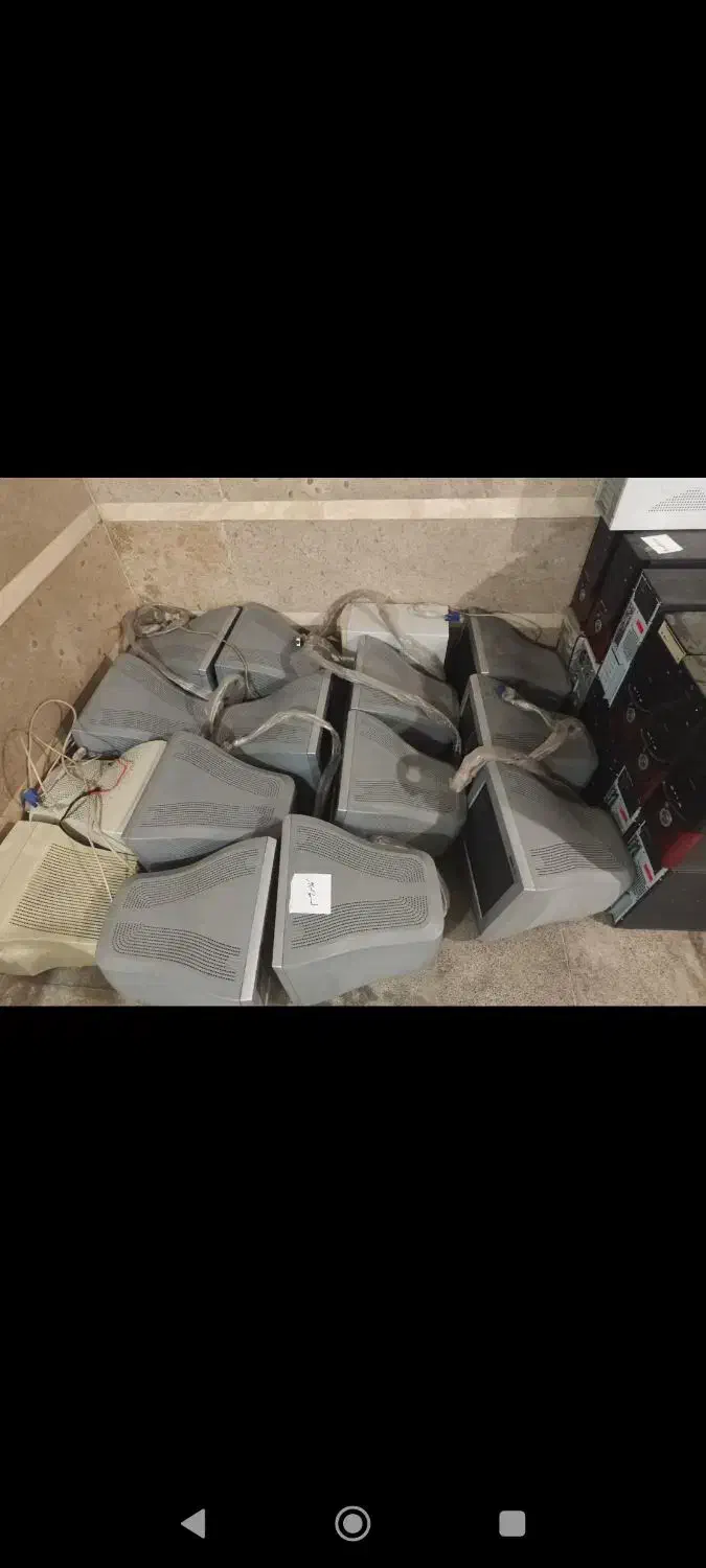فروشنده و خریدارکیس و مانیتور قدیمی ضایعاتی|رایانه رومیزی|تهران, تهرانپارس جنوبی|دیوار