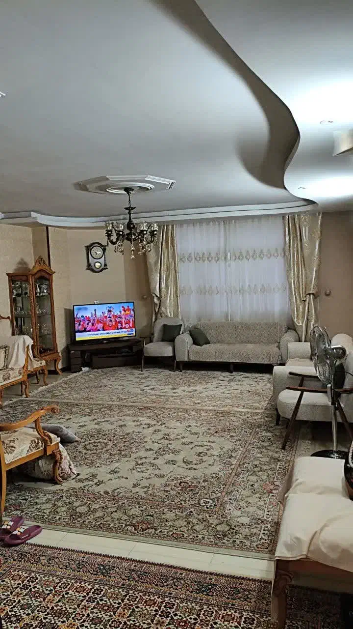رهن آپارتمان 100متری جنوبی دوخوابه شیک وتمیز|اجارهٔ آپارتمان|اصفهان, رحیم‌آباد|دیوار