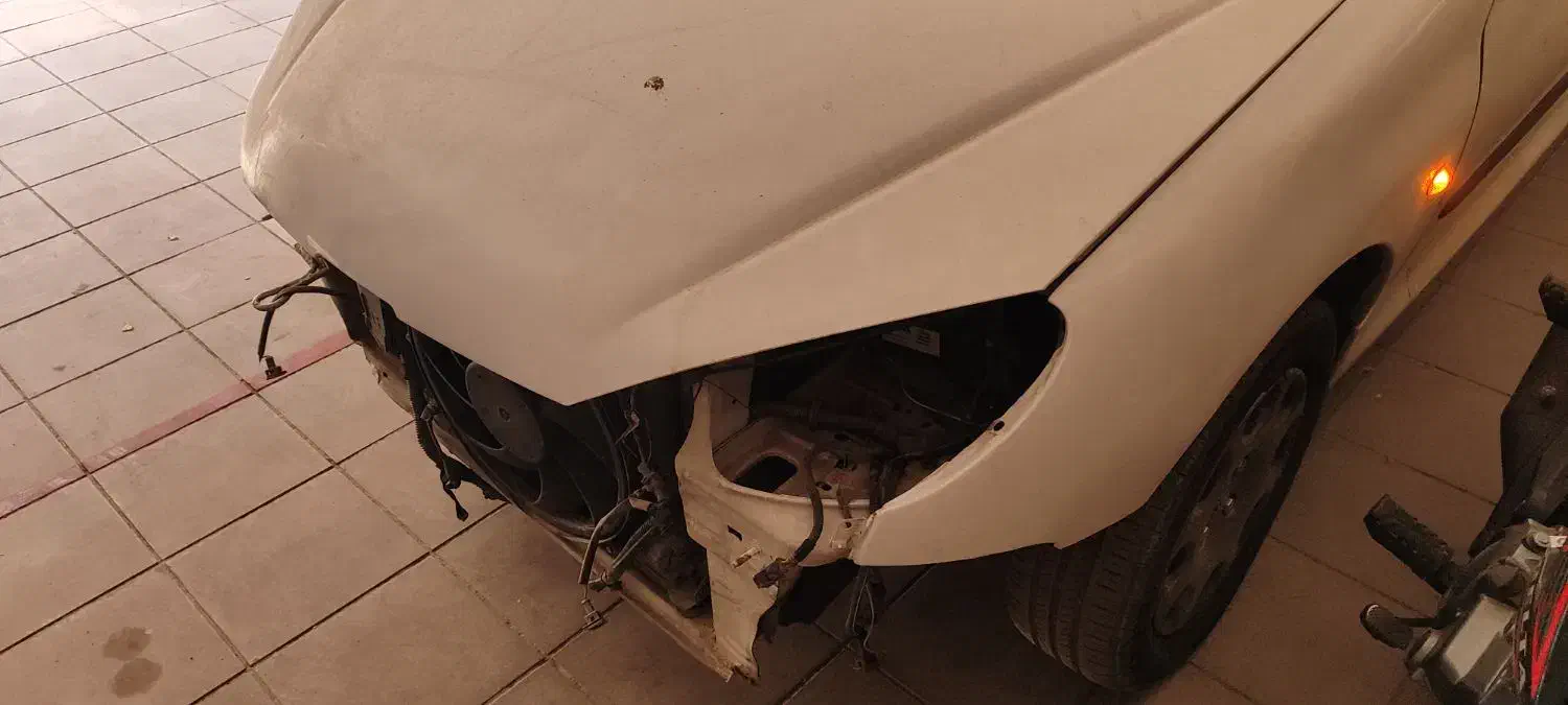 فروش پژو ۲۰۶ تیپ ۵ تصادفی جزیی|خودرو سواری و وانت|شاهینشهر, دهخدا|دیوار