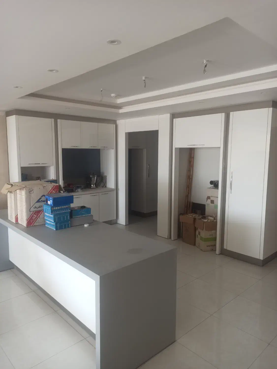 اپارتمان۲۵۰متری/۴خواب/کلید نخورده/تک واحدی /لاهور|اجارهٔ آپارتمان|اصفهان, چشمه باقرخان|دیوار